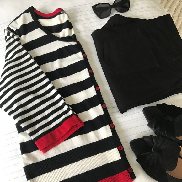 Wallis Sweaters - NWOT Wallis Striped Cardigan B&W Red Buttons 16